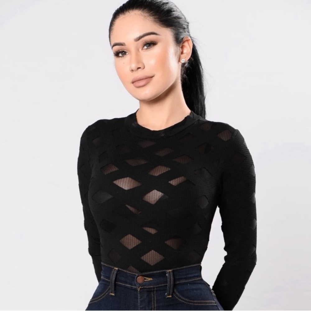 mesh pattern black bodysuit XL